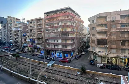 Apartment - 3 Bedrooms - 1 Bathroom for sale in Fleming - Hay Sharq - Alexandria
