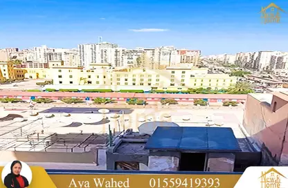 Apartment - 3 Bedrooms - 2 Bathrooms for rent in Ahmed Zou Al Fekar St. - Laurent - Hay Sharq - Alexandria