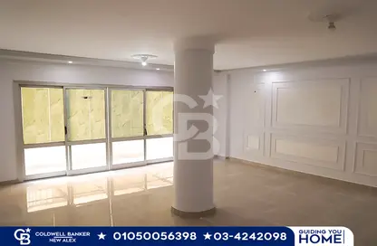 Apartment - 3 Bedrooms - 1 Bathroom for rent in Janaklees - Hay Sharq - Alexandria