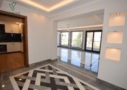 شقة - 3 غرف نوم - 3 حمامات for للبيع in شارع الفراعنه - الأزاريطة - حي وسط - الاسكندرية