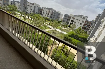 Apartment - 3 Bedrooms - 3 Bathrooms for sale in Aeon - 6 October Compounds - 6 October City - Giza