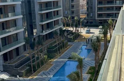 Apartment - 3 Bedrooms - 3 Bathrooms for sale in El Patio Oro - 5th Settlement Compounds - The 5th Settlement - New Cairo City - Cairo
