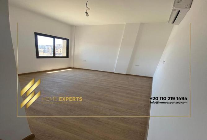 8202039 - Property Image 2