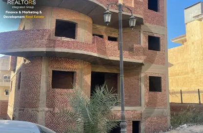 Villa - 4 Bedrooms - 4 Bathrooms for sale in Al Feda Gardens - Sheikh Zayed Compounds - Sheikh Zayed City - Giza