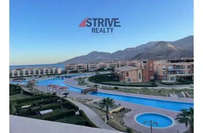 شقة - 3 غرف نوم - 2 حمامات للبيع في بلومار - العين السخنة - السويس