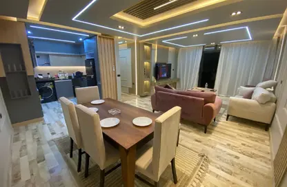 شقة - 2 غرف نوم - 2 حمامات للايجار في ازاد - كمبوندات التجمع الخامس - التجمع الخامس - مدينة القاهرة الجديدة - القاهرة