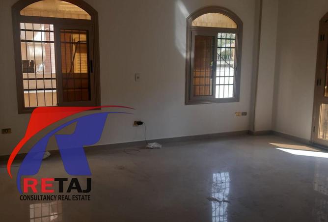 8066211 - Property Image 2