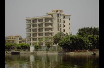 Whole Building - Studio - 7+ Bathrooms for sale in Al Qanater Al Khaireya - Qalyubia