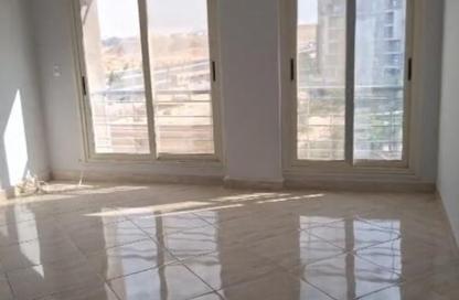 شقة - 3 غرف نوم - 2 حمامات للايجار في حى القرنفل - التجمع الخامس - مدينة القاهرة الجديدة - القاهرة
