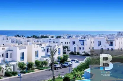 Apartment - 3 Bedrooms - 2 Bathrooms for sale in Mountain View - Ras Al Hekma - North Coast