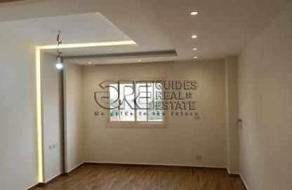 شقة - 3 غرف نوم - 2 حمامات للايجار في واحة المهندسين - التوسعات الشمالية - مدينة 6 أكتوبر - الجيزة