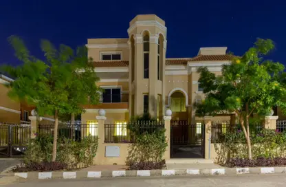 تاون هاوس - 4 غرف نوم - 4 حمامات للبيع في كليوباترا بالاس - الحي الخامس - مدينة الشروق - القاهرة
