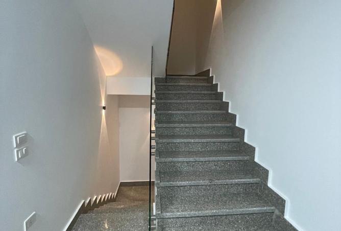 8221735 - Property Image 2