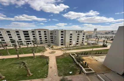 Apartment - 1 Bedroom - 1 Bathroom for sale in Village West - Sheikh Zayed Compounds - Sheikh Zayed City - Giza