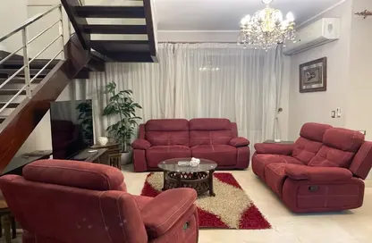 (بنتهاوس  (روف - 3 غرف نوم - 3 حمامات للايجار في فيليت - كمبوندات التجمع الخامس - التجمع الخامس - مدينة القاهرة الجديدة - القاهرة