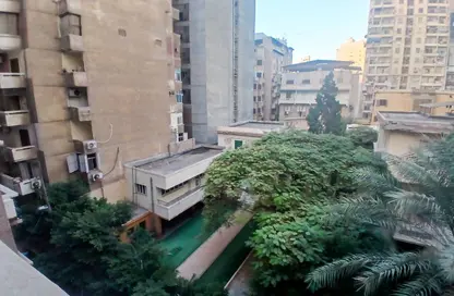 Apartment - 5 Bedrooms - 2 Bathrooms for sale in Bolkly - Hay Sharq - Alexandria