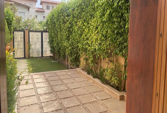 8322801 - Property Image 3