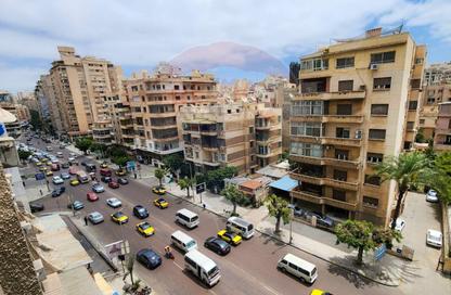 شقة - 4 غرف نوم - 2 حمامات للبيع في طريق ابو قير - رشدي - حي شرق - الاسكندرية