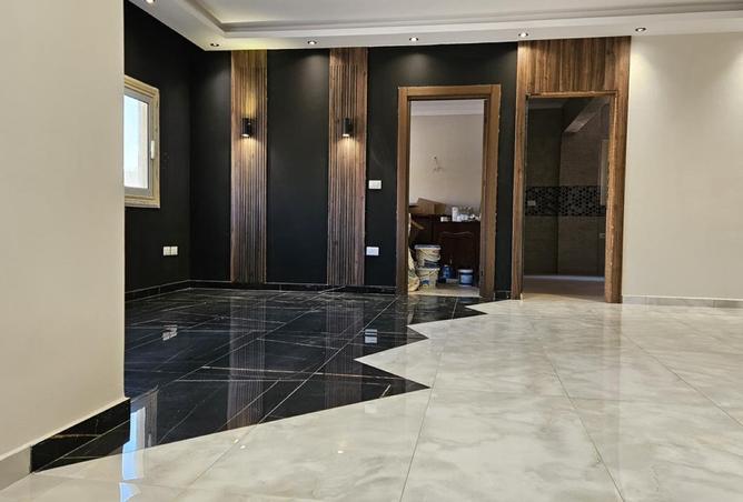 8550576 - Property Image 2