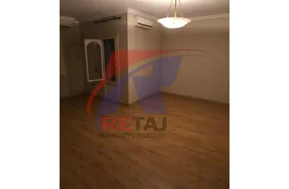 Apartment - 3 Bedrooms - 2 Bathrooms for sale in Mohamed Hassanein Heikal St. - 6th Zone - Nasr City - Cairo