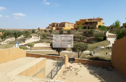 Twin House - 3 Bedrooms - 3 Bathrooms for sale in Royal Meadows - Sheikh Zayed Compounds - Sheikh Zayed City - Giza