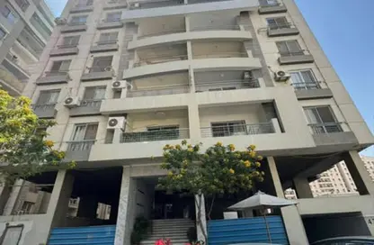 Apartment - 3 Bedrooms - 2 Bathrooms for sale in Bavaria Town - Zahraa El Maadi - Hay El Maadi - Cairo