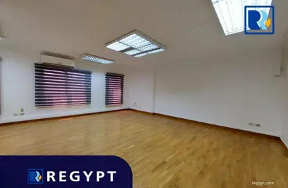 Office Space - Studio - 4 Bathrooms for rent in Degla Square - Degla - Hay El Maadi - Cairo