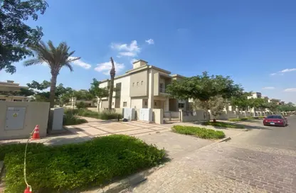 Villa - 5 Bedrooms - 4 Bathrooms for sale in Cairo Festival City - North Investors Area - New Cairo City - Cairo