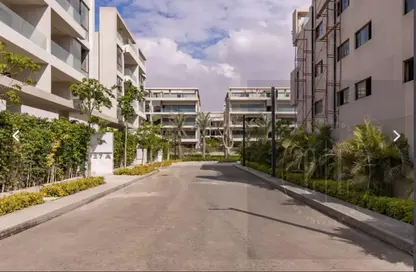 Apartment - 2 Bedrooms - 3 Bathrooms for sale in Lake View Residence 2 - 5th Settlement Compounds - The 5th Settlement - New Cairo City - Cairo