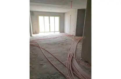 Apartment - 3 Bedrooms - 2 Bathrooms for sale in Tijan - Zahraa El Maadi - Hay El Maadi - Cairo