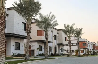 Villa - 7+ Bedrooms - 7 Bathrooms for sale in Azzar - 5th Settlement Compounds - The 5th Settlement - New Cairo City - Cairo