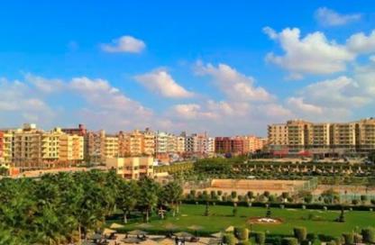 Apartment - 3 Bedrooms - 3 Bathrooms for sale in Al Mehwar Al Markazi - 1st District - 6 October City - Giza