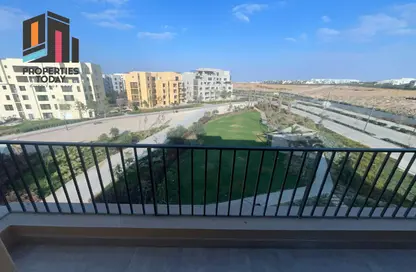 (بنتهاوس  (روف - 4 غرف نوم - 5 حمامات للايجار في أو ويست - كمبوندات 6 أكتوبر - مدينة 6 أكتوبر - الجيزة