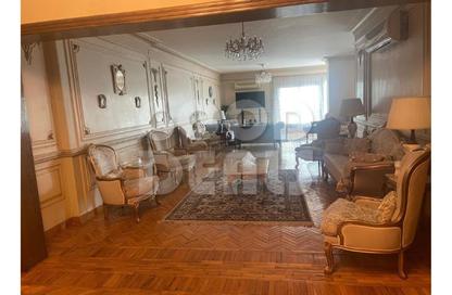 Apartment - 3 Bedrooms - 2 Bathrooms for sale in Nehro St. - Roxy - Heliopolis - Masr El Gedida - Cairo