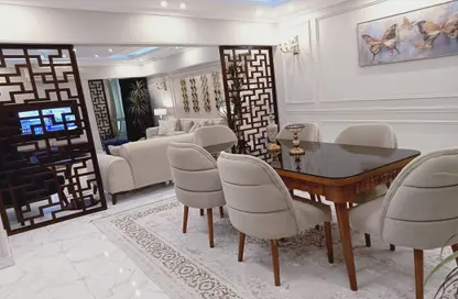 Apartment - 2 Bedrooms - 2 Bathrooms for sale in Al Mesaha St. - Dokki - Giza