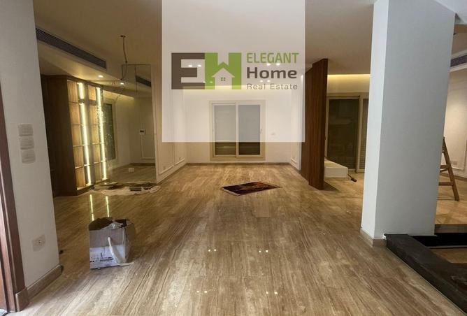 8220491 - Property Image 2