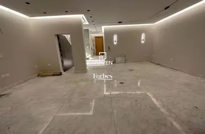 Penthouse - 3 Bedrooms - 3 Bathrooms for sale in New Giza - Cairo Alexandria Desert Road - 6 October City - Giza