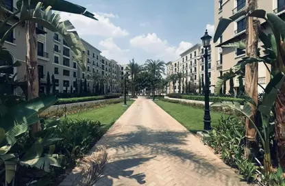 Townhouse - 4 Bedrooms - 3 Bathrooms for sale in Village West - Sheikh Zayed Compounds - Sheikh Zayed City - Giza