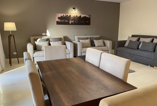 8563064 - Property Image 2