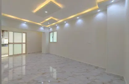 شقة - 2 غرف نوم - 1 حمام للبيع في المندرة - حي ثان المنتزة - الاسكندرية