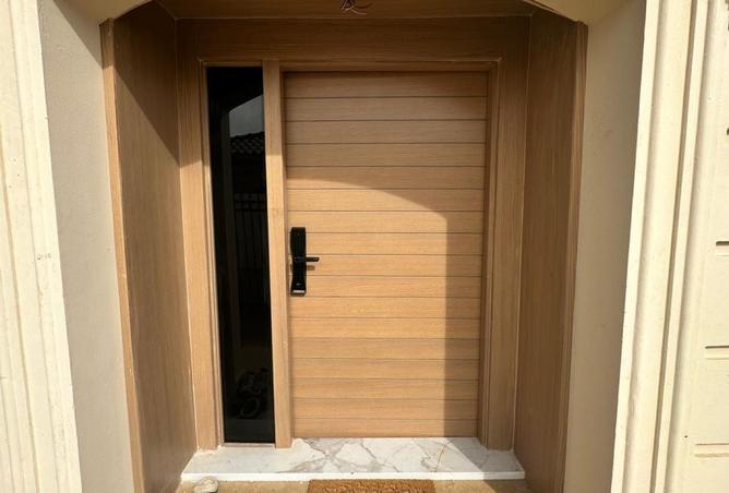 8008596 - Property Image 2