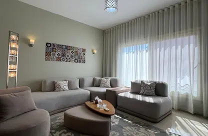 شقة - 1 حمام للايجار في ذا فيلدج - المستثمرين الجنوبية - مدينة القاهرة الجديدة - القاهرة