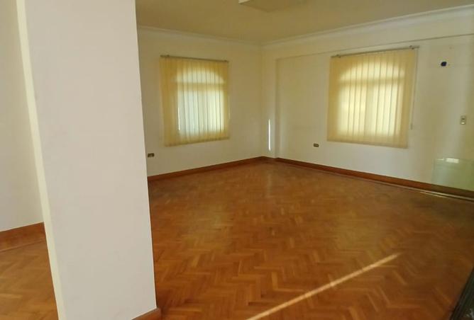 8120769 - Property Image 2