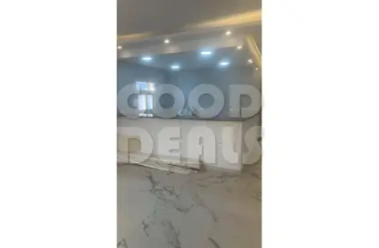 Apartment - 3 Bedrooms - 2 Bathrooms for sale in Al Andalus District - New Cairo City - Cairo