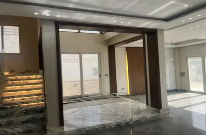 فيلا - 6 غرف نوم - 7 حمامات للايجار في كايرو فيستيفال سيتى - المستثمرين الشمالية - مدينة القاهرة الجديدة - القاهرة