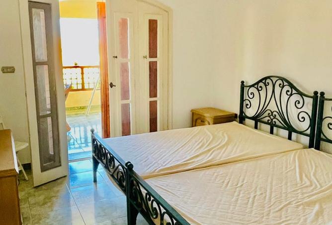 8561988 - Property Image 3