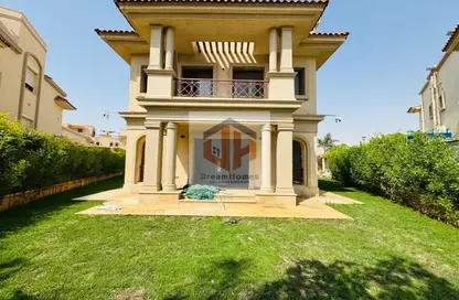 Villa - 4 Bedrooms - 5 Bathrooms for sale in Madinaty - Cairo