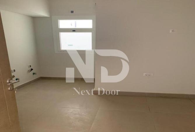 8424956 - Property Image 2