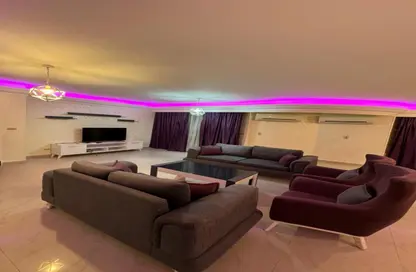 شقة - 3 غرف نوم - 3 حمامات للايجار في شارع طلعت مصطفي - الرحاب المرحلة الخامسة - الرحاب - مدينة القاهرة الجديدة - القاهرة