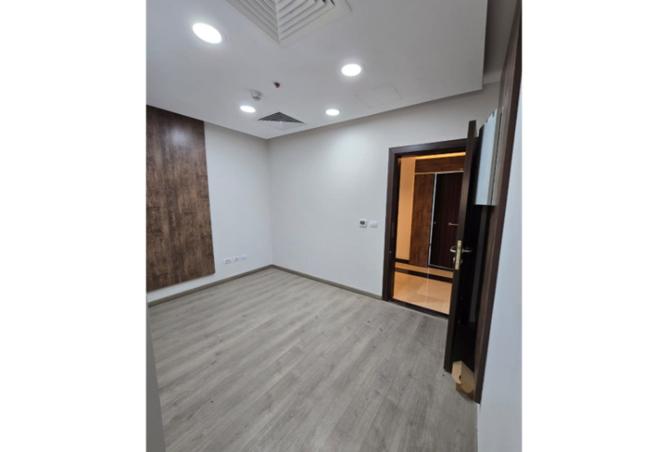8024156 - Property Image 2